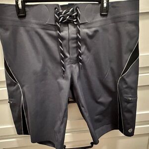 Men’s Lululemon Shorts Size 36
